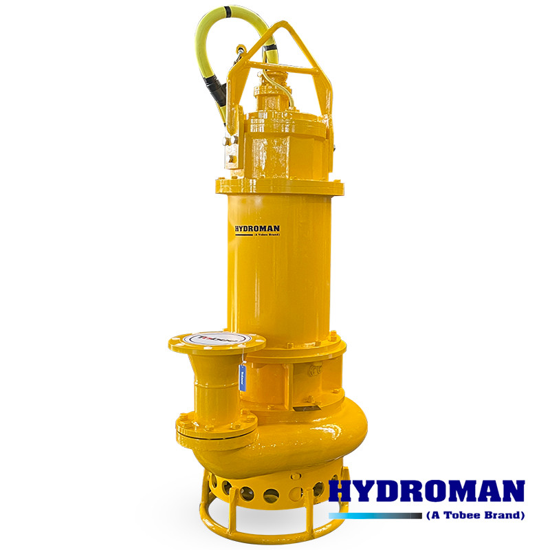 Submersible dredge pumps for sand quarry